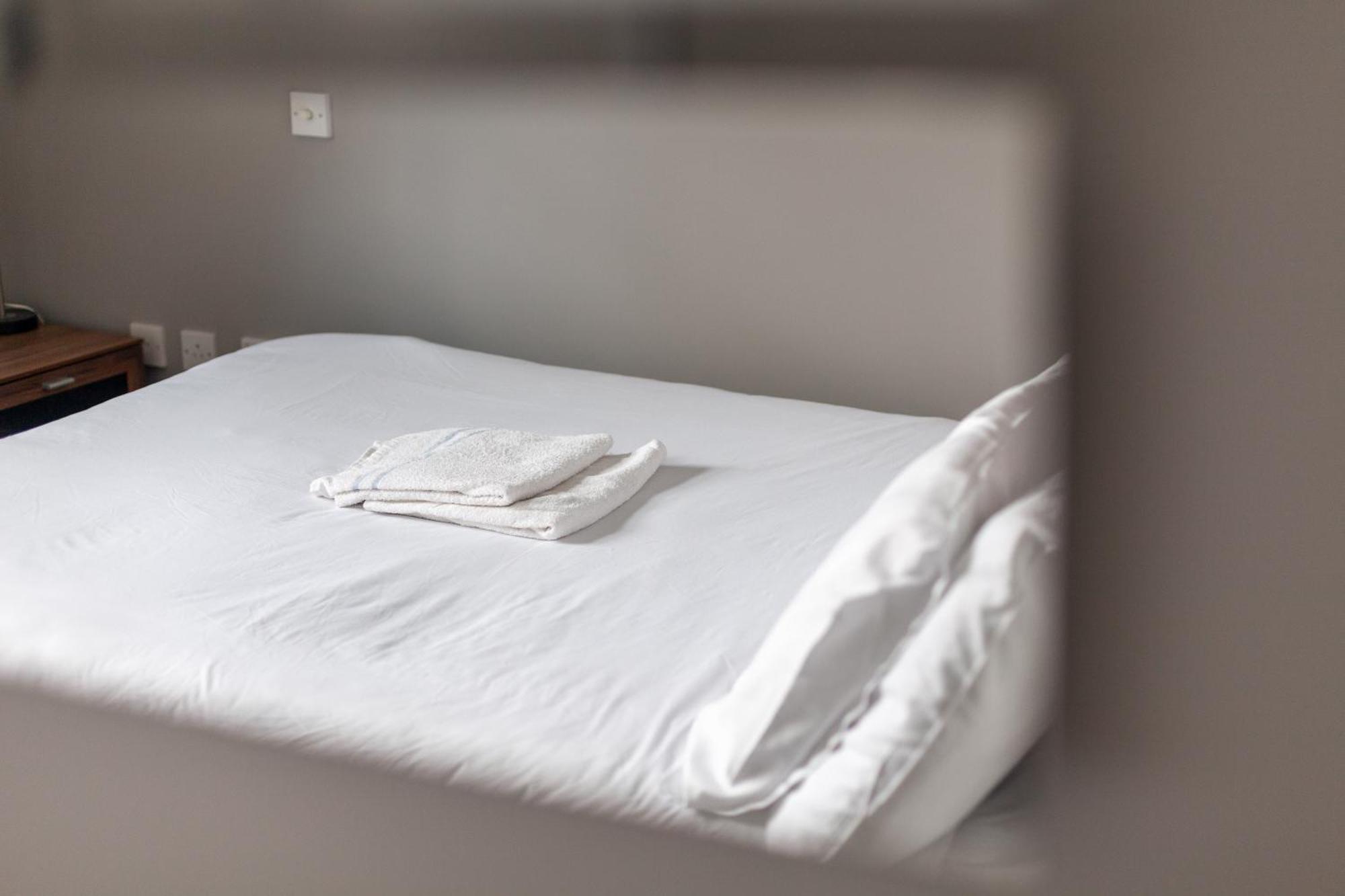 Deluxe Holborn Two Bedroom Apartment London Bagian luar foto