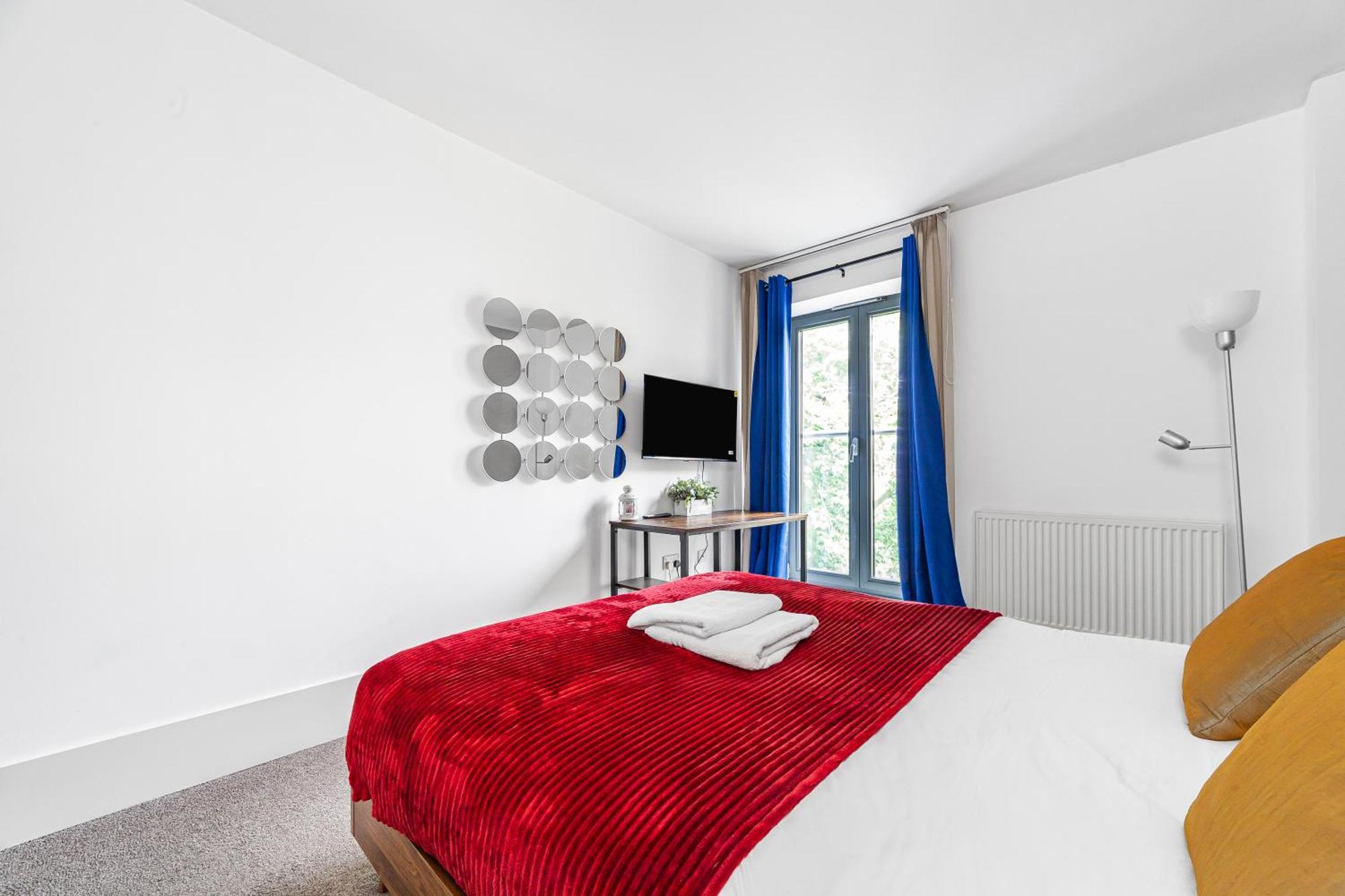 Deluxe Holborn Two Bedroom Apartment London Bagian luar foto